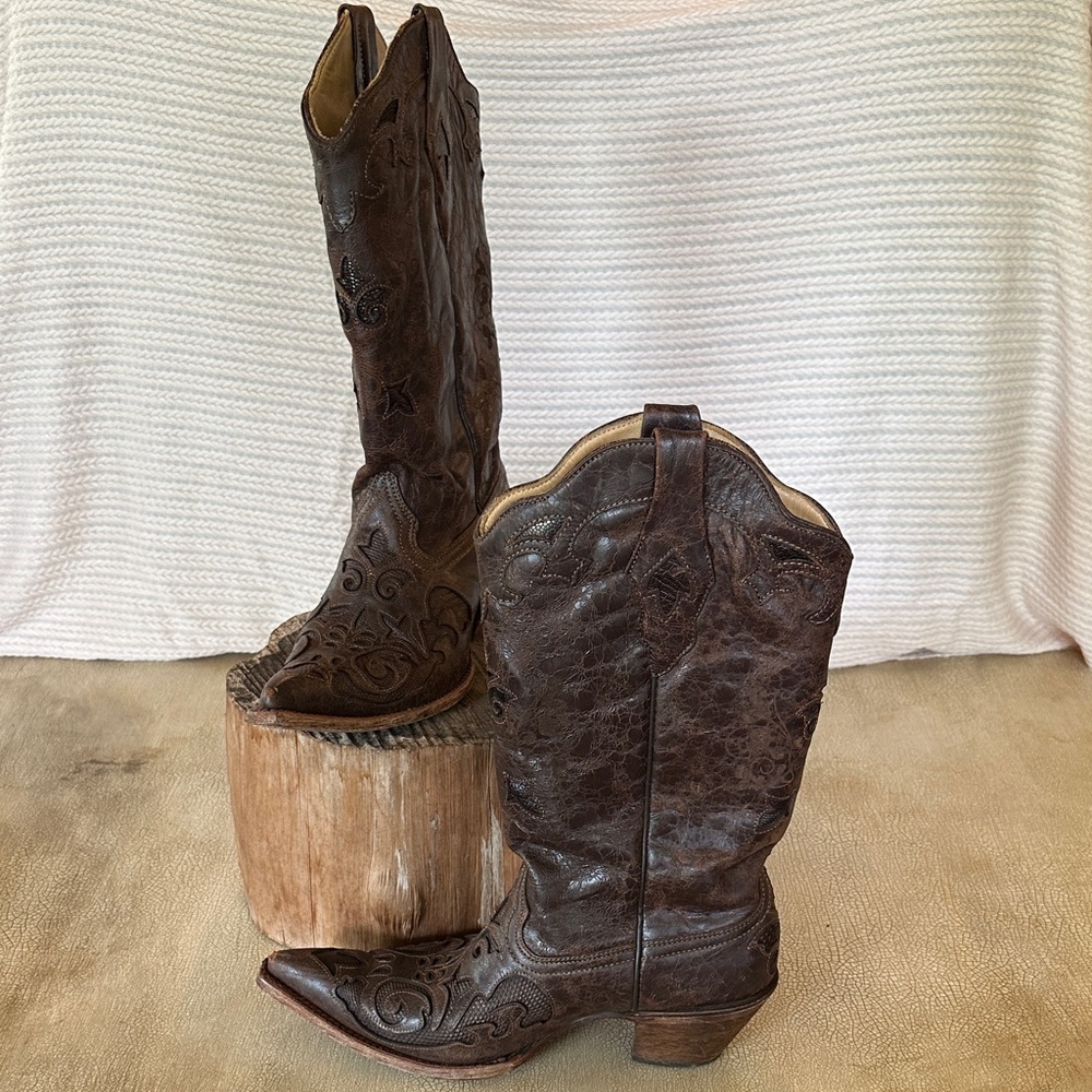 Corral Chocolate Vintage Leather with Lizard Inlay Pointed Toe Western Boots